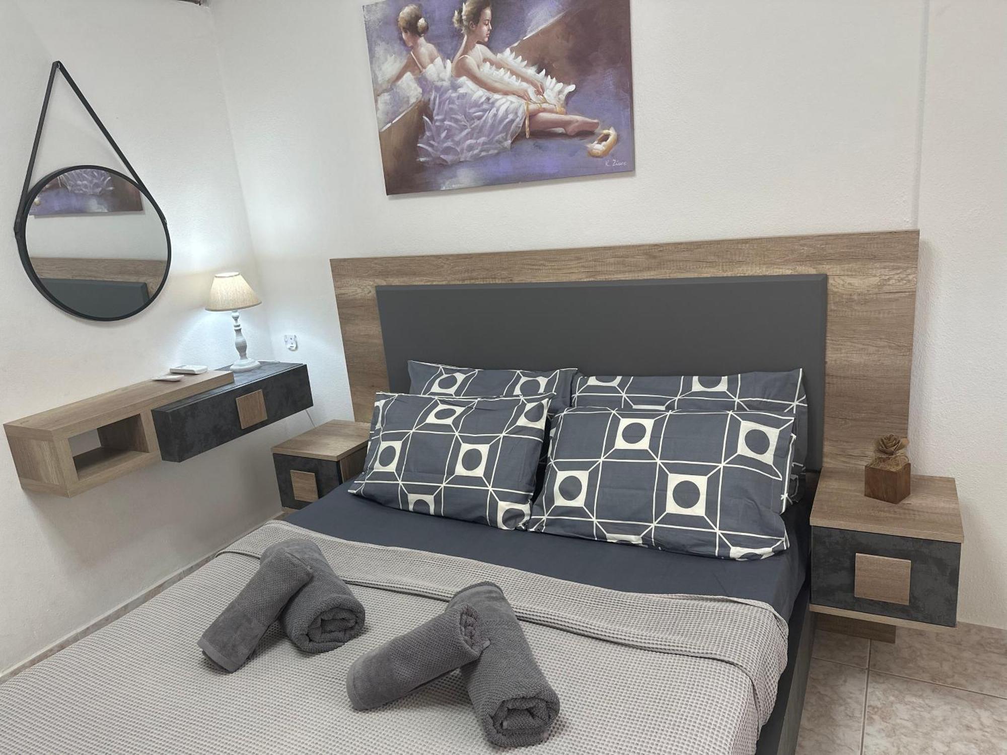 Meli Μaisonette Villa Пефкохори Екстериор снимка